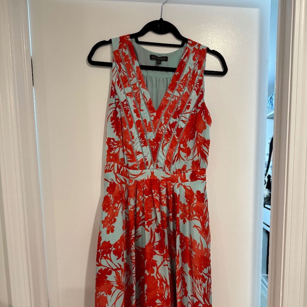Banana republic sleeveless dress